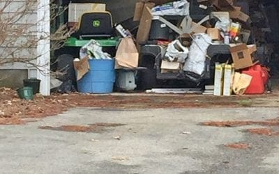 Ready to take on the task of cleaning out your home or apartment? Quick Disposal is here for your dumpster roll-off needs!